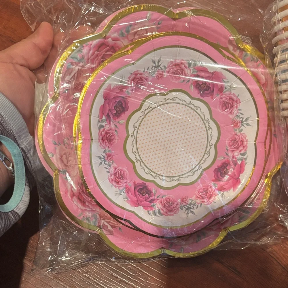 Elegant 24 person Tea Party Set